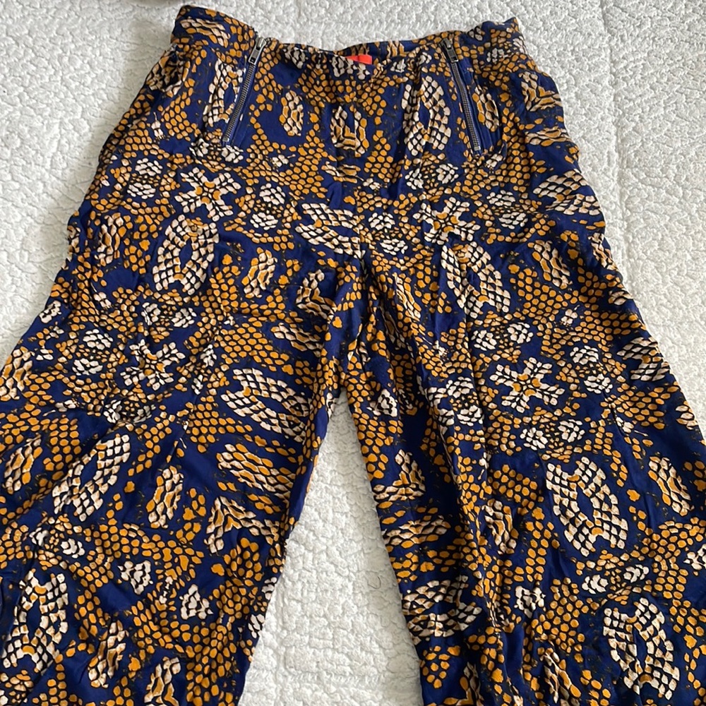 Printed Wide Leg Gaucho pants